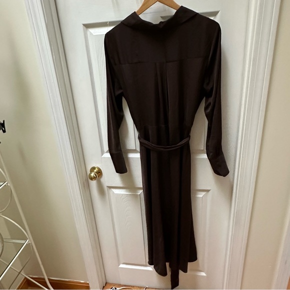 Banana Republic Chocolate Brown Dress SILKY CREPE SHIRTDRESS M Medium - Picture 4 of 9